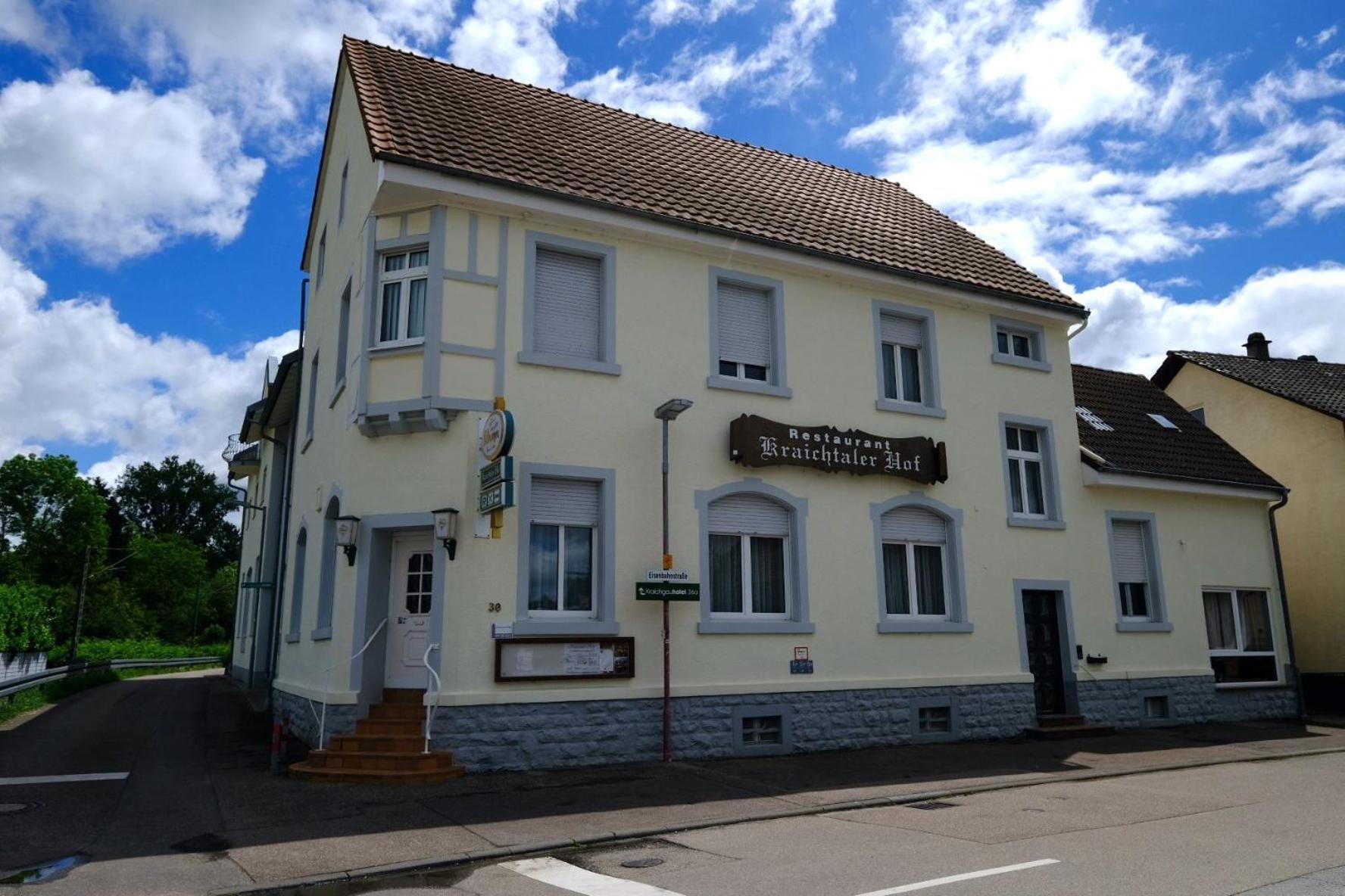 Kraichtaler Hof Exterior foto